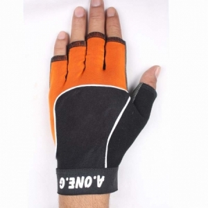 RUGBY, FIELD & RUNNING GLOVES