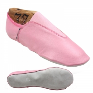 GYMNASTIC SHOES