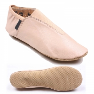 GYMNASTIC SHOES