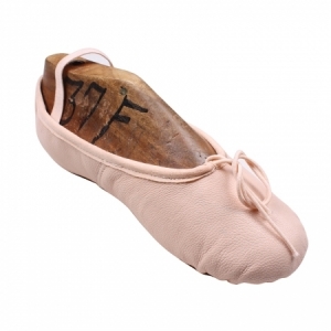BALLET SHOES