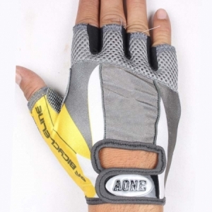 CYCLING GLOVES